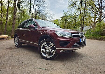 VW Touareg Volkswagen 3.0 V6 TDI SCR Tiptronic Executive E...