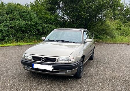 Opel Astra 1.4 GL GL