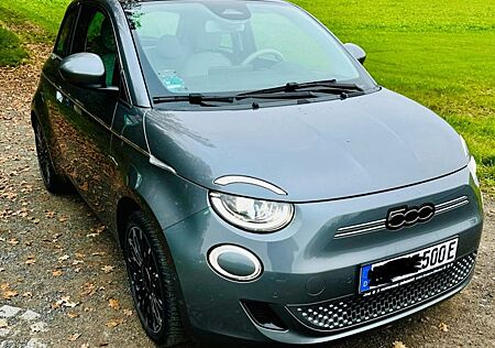 Fiat 500E "la Prima" Limousine 42 kWh La Prima