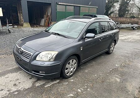 Toyota Avensis Kombi 2.2 D-CAT Executive