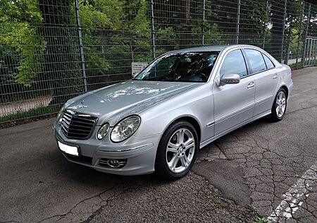 Mercedes-Benz E 200 KOMPRESSOR AVANTGARDE Avantgarde