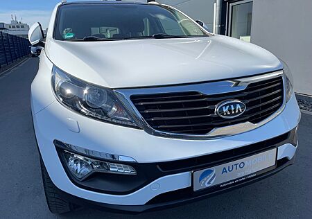 Kia Sportage 4x4 2.0CRDI*NUR 72TKM*NAV*AHK*LEDER