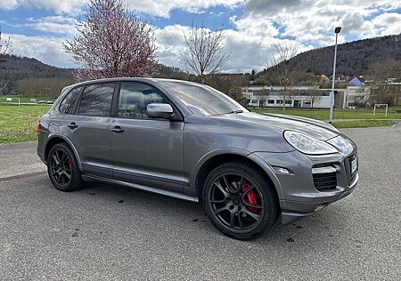 Porsche Cayenne GTS 4,8L V8 Silber TÜV bis 11.2026