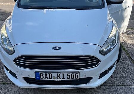 Ford S-Max 2,0 EcoBoost 176kW Titanium Automatik ...