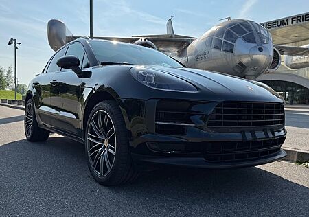 Porsche Macan S Approved Service Neu