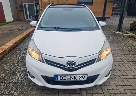 Toyota Yaris 1,0-l-Dual-VVT-i Cool Cool