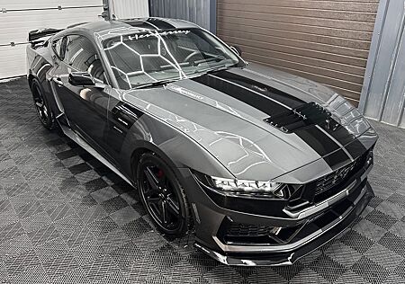 Ford Mustang DARK HORSE look, 2.3