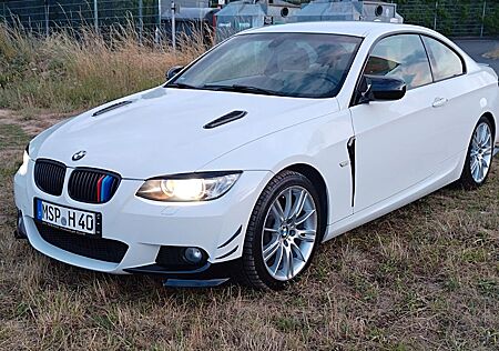 BMW 320i Coupé -