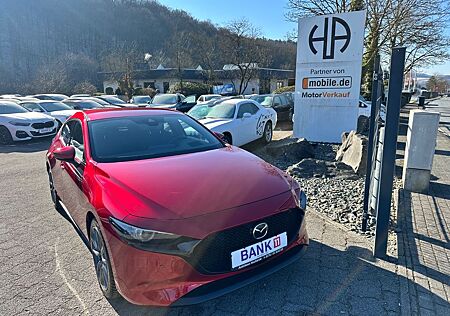 Mazda 3 *LHZG*HUD*SHZG*KAMERA*8-FACH*33TKM*ASISST*PDC