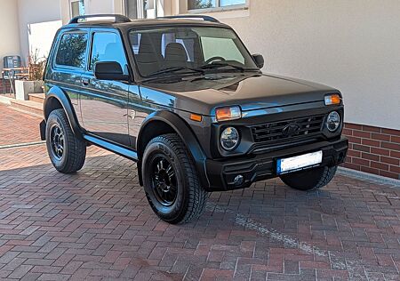 Lada Niva Bronto 4x4