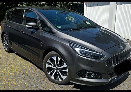 Ford S-Max ST Line mit Garantie