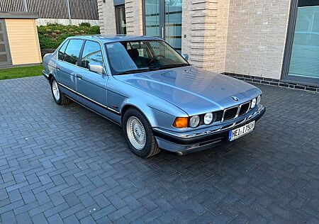 BMW 750 iL Vollausstattung top Zustand, nur 93.000km