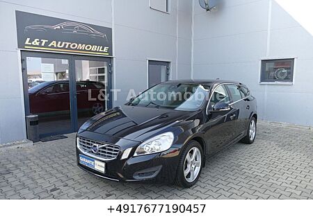 Volvo V60 Kombi Momentum(Top-Zustand*HU+AU.Neu)