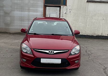 Hyundai i30 1.4,Klima,Xenon(5-Tür.)Alufelgen,Tüv 10/2026