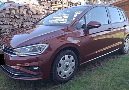 VW Golf Sportsvan Volkswagen 1.5 TSI ACT 96kW Comfortline ...