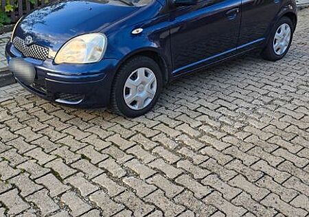 Toyota Yaris 1.0 -