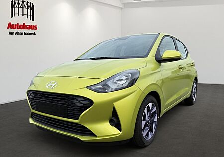 Hyundai i10 AUTOMATIK+NAVI+SITZHZG+KAMERA+ALU+LENKRADHZG