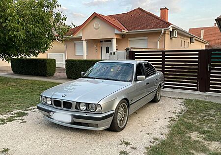 BMW 525 gebraucht kaufen BMW 525i Sedan Original