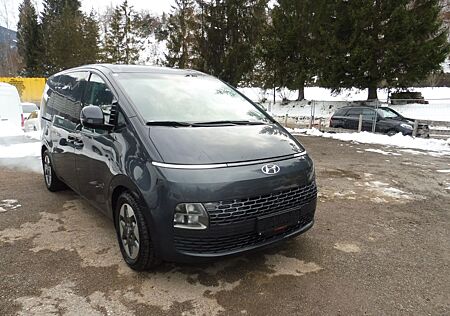 Hyundai Staria 2.2 CRDi Trend 9-Sitzer Automatik 4WD