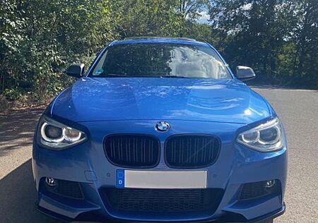 BMW 116i -M-Sportpaket Navi-Xenon-SHZ-Kamera-Alpine