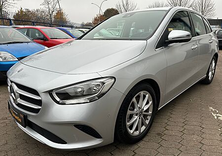 Mercedes-Benz B 180 Style Navi LED PDC