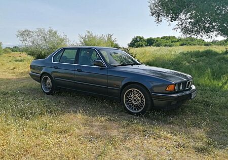 BMW 740 i