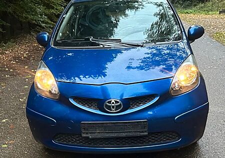 Toyota Aygo (X) gebraucht kaufen Toyota Aygo (X) Aygo -Top Zustand-TÜV/AU Neu 10-2027-Klima