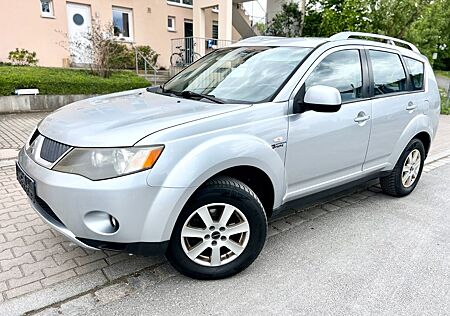 Mitsubishi Outlander Outlander2.0 DI-DInvite/4X4/SCHECKHEFT/TUV/KLIMA