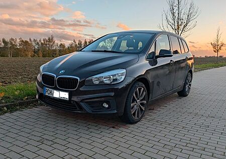 BMW 2er 220 Gran Tourer 220d Steptronic -
