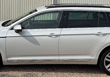 VW Passat Variant Volkswagen GTE PANO AHK Standheizung