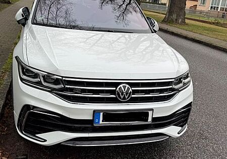 VW Tiguan Volkswagen 1.5 TSI OPF DSG R-Line R-Line