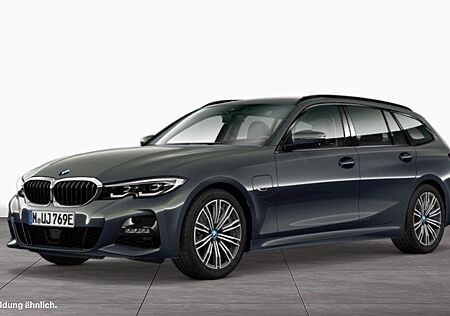 BMW 330e Touring M Sport LiveCockpitProf Head-Up