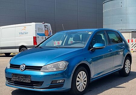 VW Golf Volkswagen VII 1.2 Lim. Trendline BMT