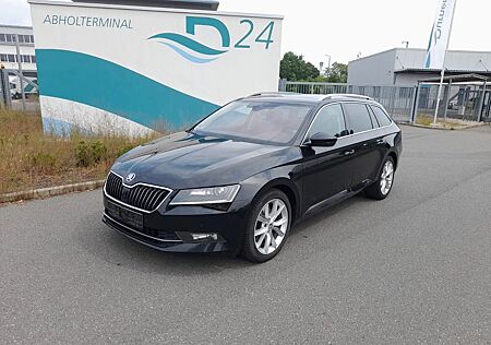 Skoda Superb 2.0TDI Combi Style Virtual LED NaVi