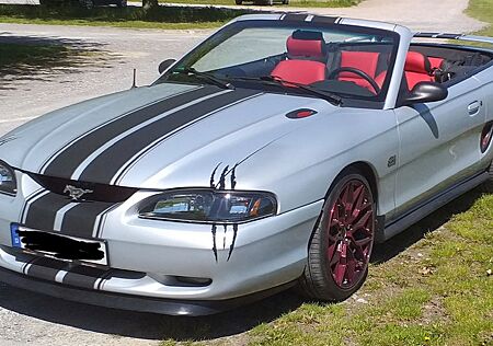 Ford Mustang SN 95 V8 5 Liter Carbrio