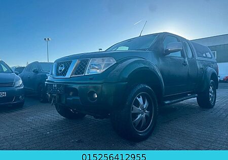 Nissan Navara 2.5 Diesel King Cab LE 4X4 - TÜV