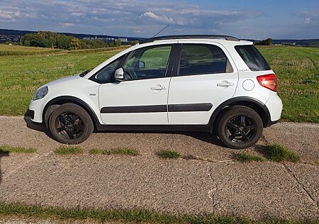 Suzuki SX4 2.0 DDiS 4WD Style