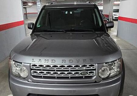 Land Rover Discovery 3.0 TDV6 S S