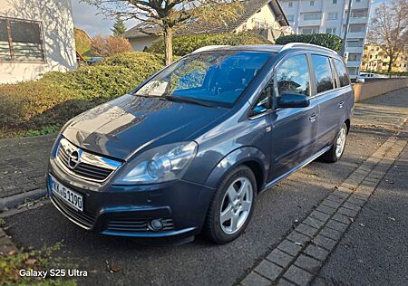 Opel Zafira 1.9 Top 150 PS - 7 Sitze TÜV Neu Navi ETC