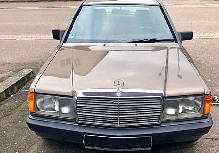 Mercedes-Benz 190