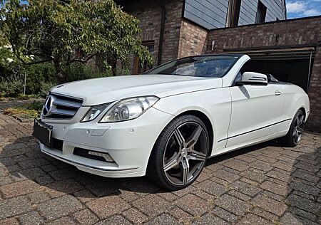 Mercedes-Benz E 350 Cabriolet CGI BlueEFF. ELEGANCE ...