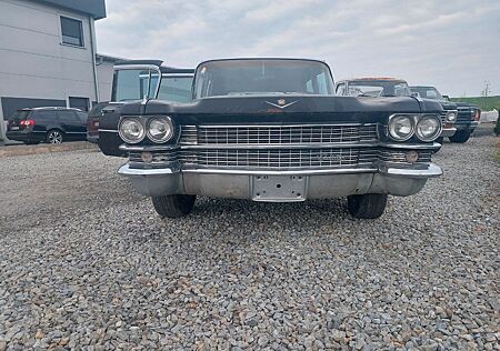 Cadillac Fleetwood series 75
