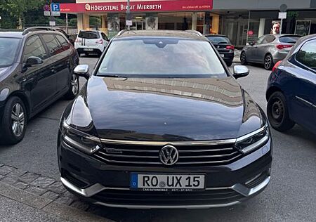 VW Passat Alltrack Volkswagen 2.0 TDI SCR 176kW DSG 4MOT A...
