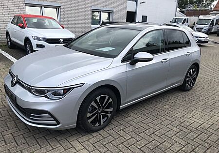 VW Golf Volkswagen VIII 2.0 TDI United Pano Matrix IQ Light