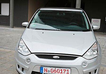 Ford Galaxy 2,0 TDCi 103kW DPF Ambiente