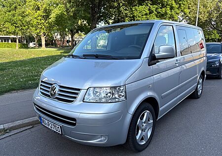 VW T5 Multivan Volkswagen Twenty
