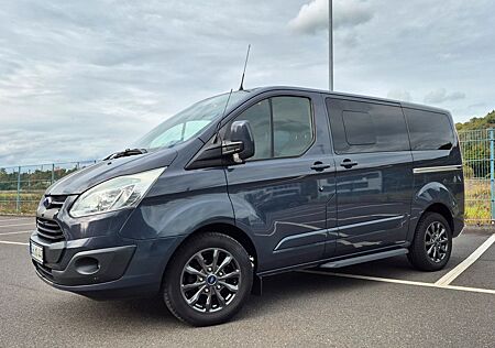 Ford Tourneo Custom Limited Titanium L1 gepflegt