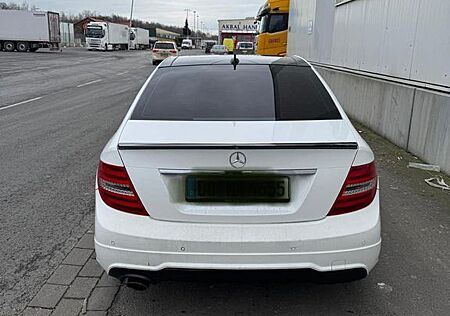 Mercedes-Benz C 220 CDI 4MATIC AVANTGARDE Autom. AVANTGARDE