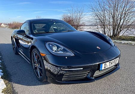 Porsche Cayman 718 S wenige Kilometer!!!