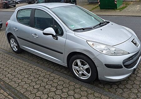 Peugeot 207 1.4